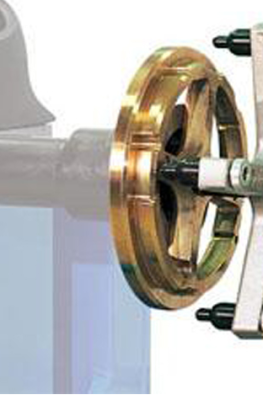 Опорный фланец для колес грузовых автомобилей